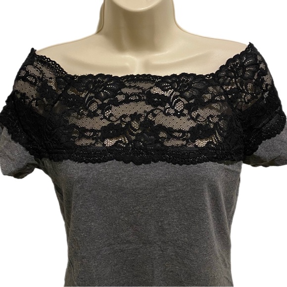 H&M Top for Women w Black Lace Boat Neck Detail, Short Sleeves, Dark Gray, sz M - Picture 2 of 4